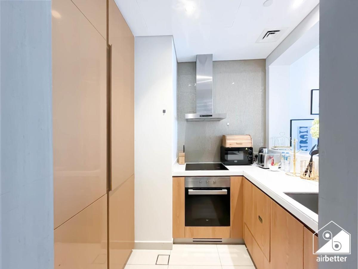 Luxury 1-bedroom With Views ,business Bay Dubai
