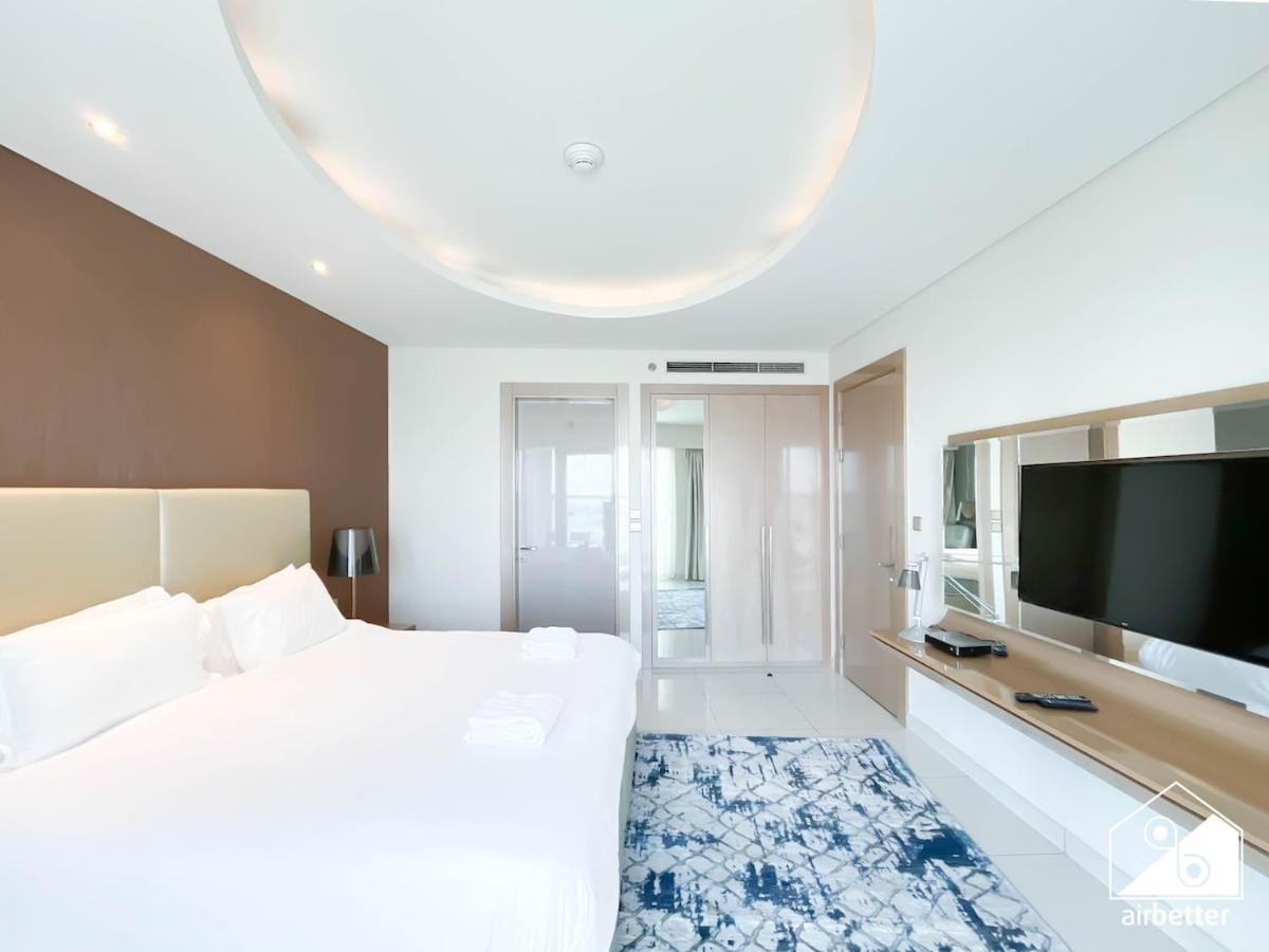 Luxury 1-bedroom With Views ,business Bay Apartment Dubai