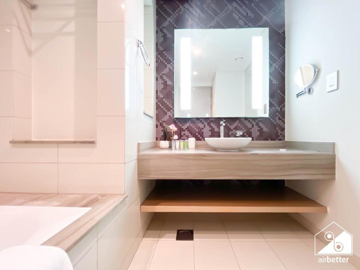Luxury 1-bedroom With Views ,business Bay * Dubai